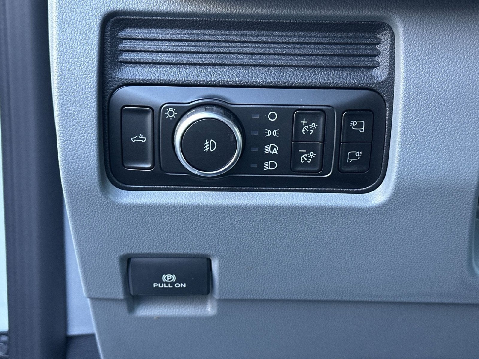 2026 Ford F-450SD XLT