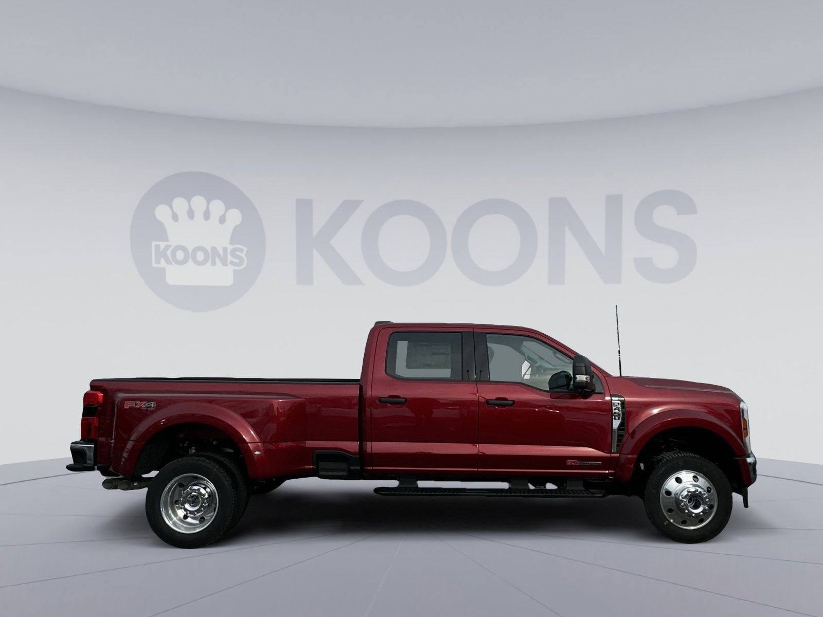 2026 Ford F-450SD XLT