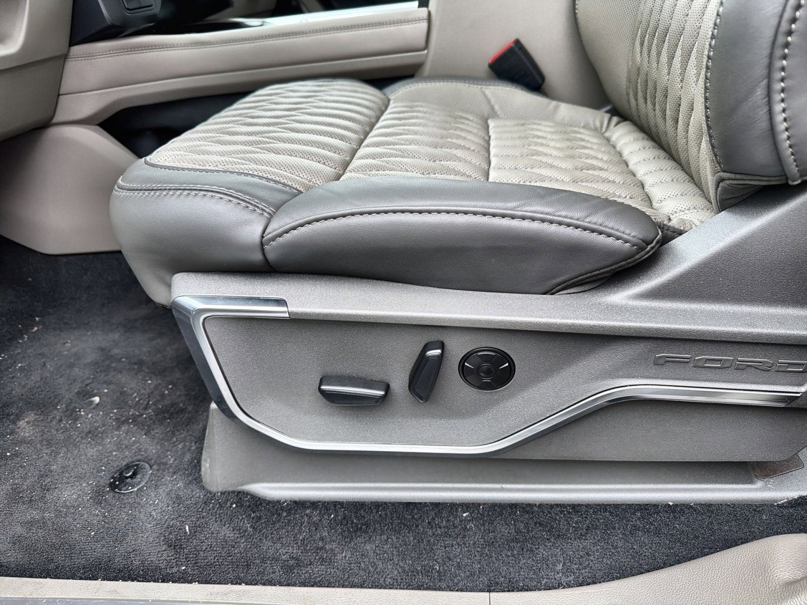 2026 Ford F-450SD Platinum