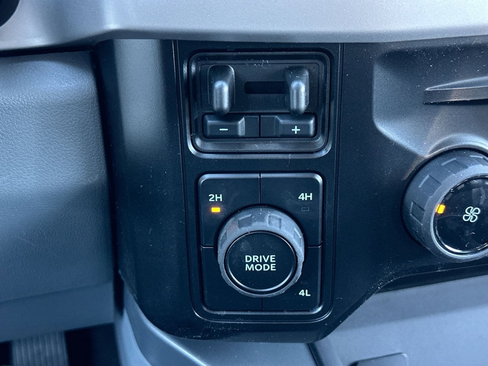 2026 Ford F-450SD XLT