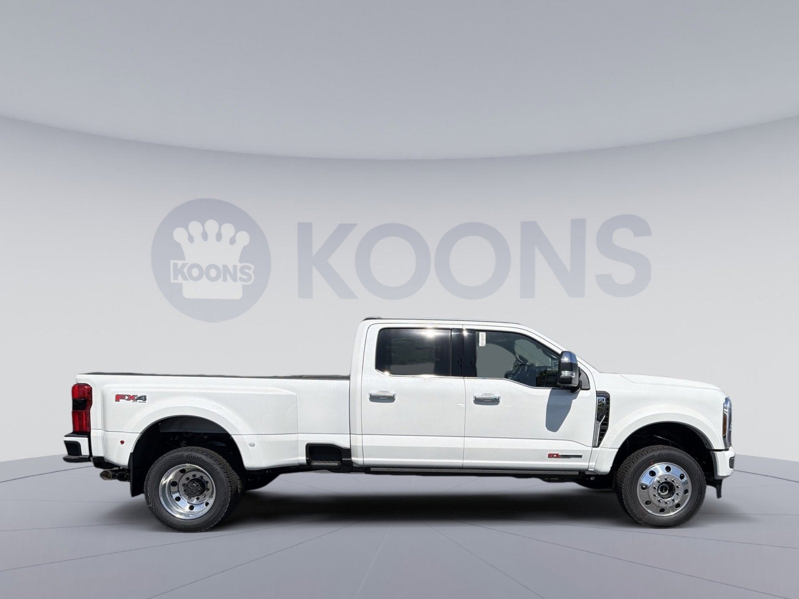 2026 Ford F-450SD Platinum