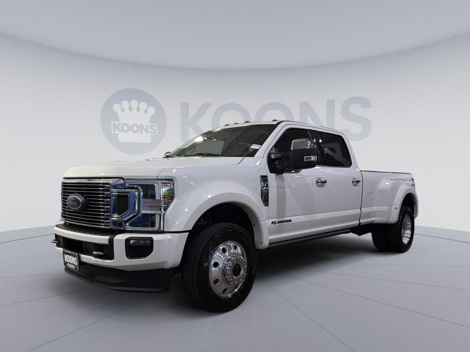 2022 Ford F-450SD Platinum