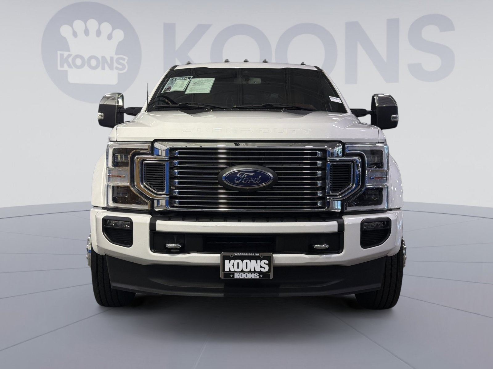2022 Ford F-450SD Platinum