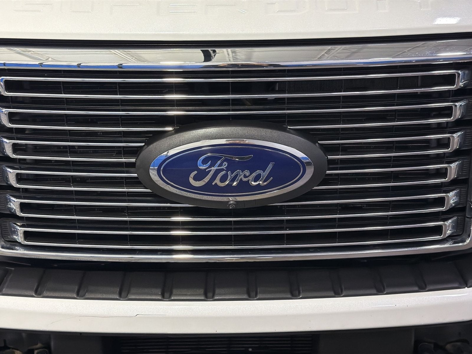2022 Ford F-450SD Platinum