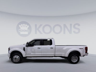 2022 Ford F-450SD Platinum
