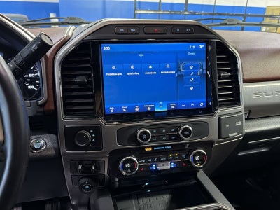 2022 Ford F-450SD Platinum