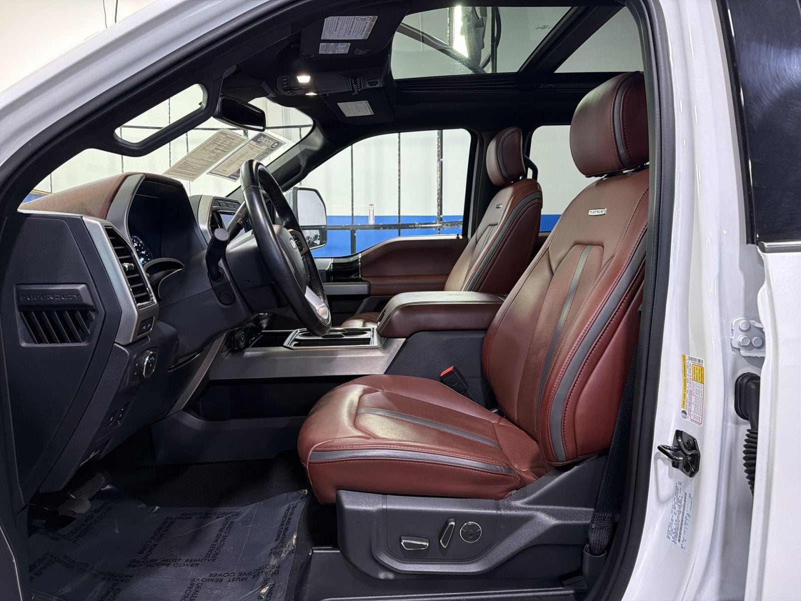 2022 Ford F-450SD Platinum