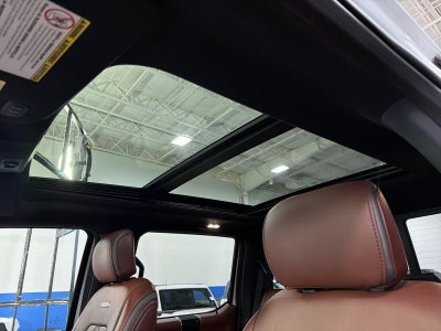 2022 Ford F-450SD Platinum