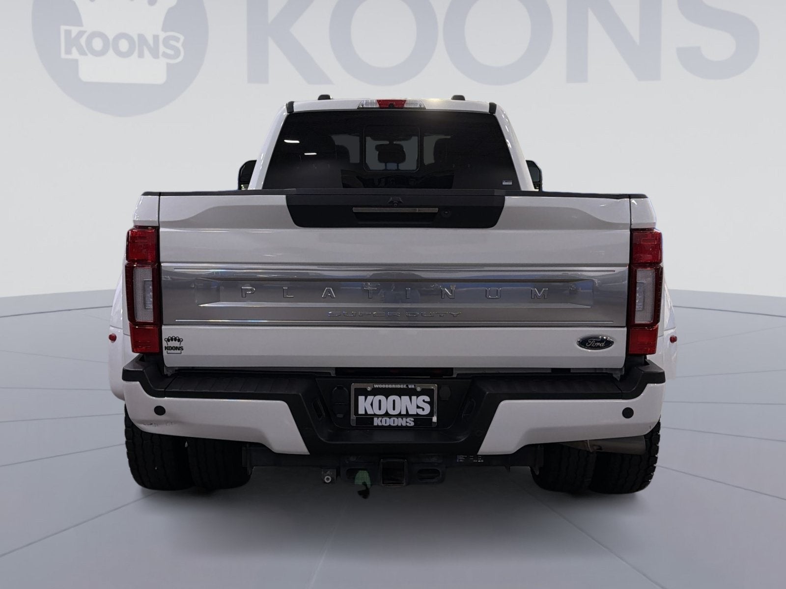 2022 Ford F-450SD Platinum
