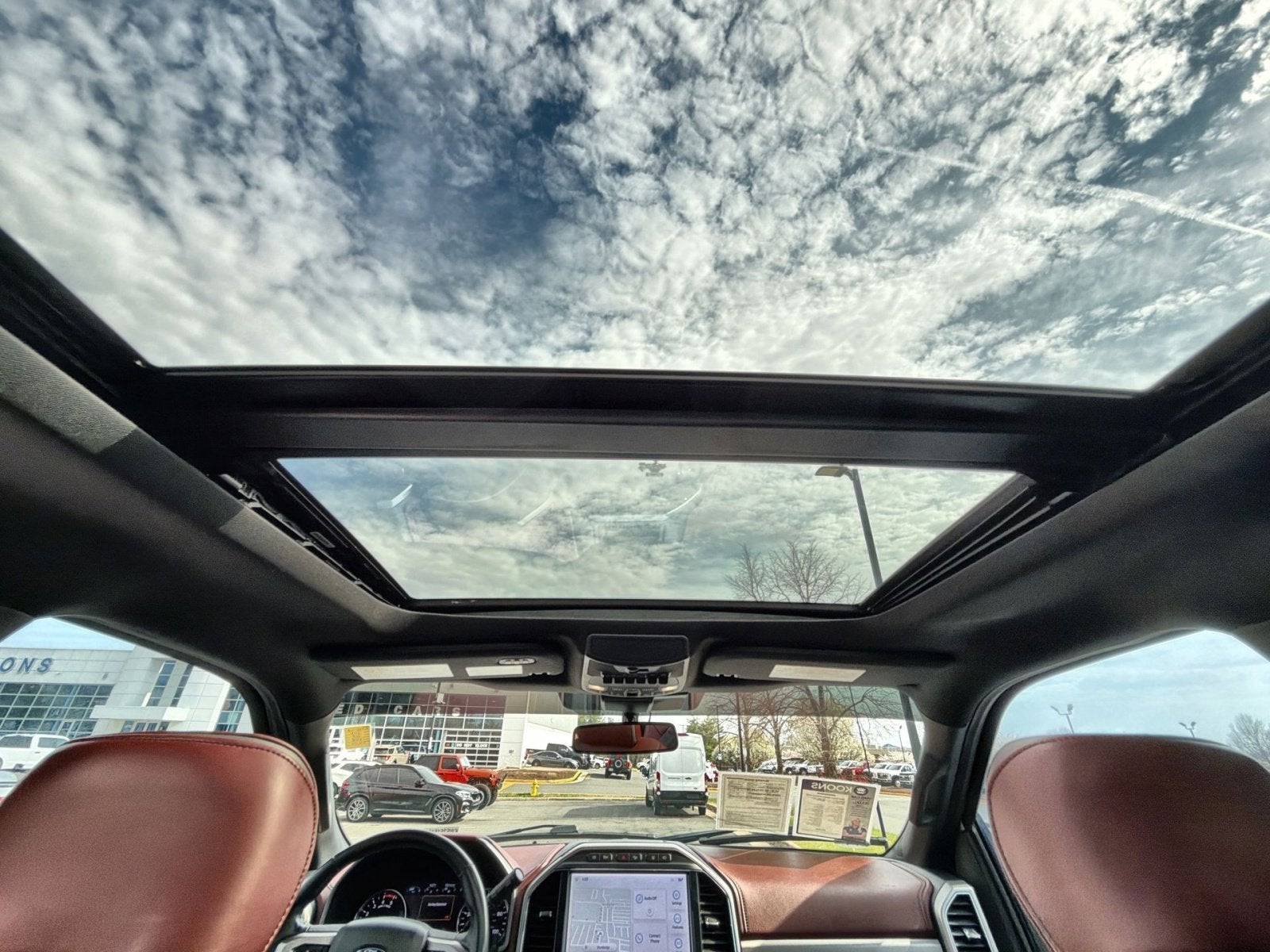 2022 Ford F-450SD Platinum