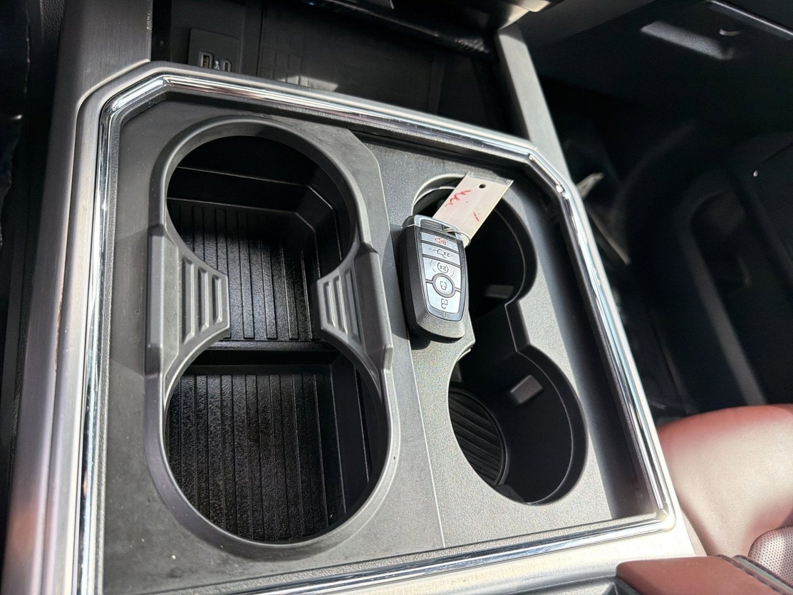 2022 Ford F-450SD Platinum