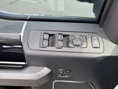 2022 Ford F-450SD Platinum