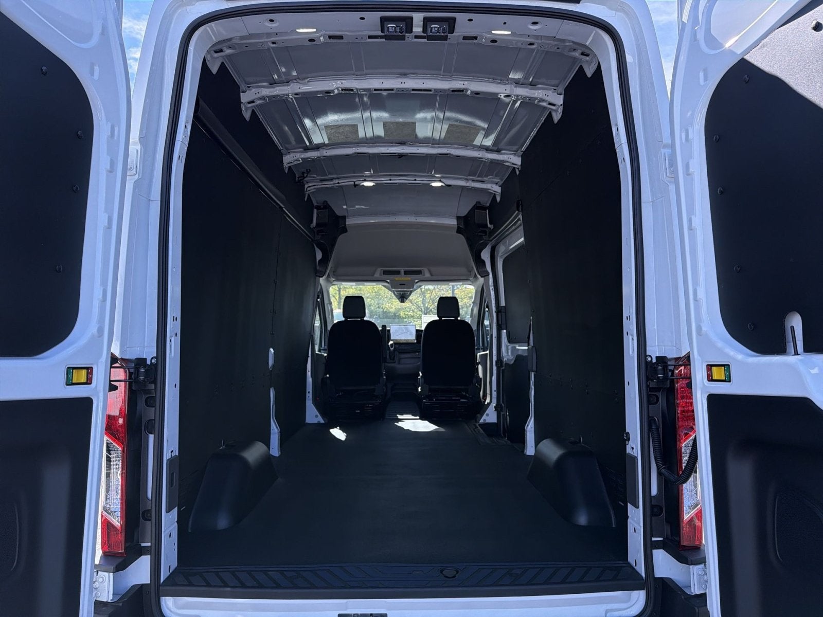 2027 Ford Transit-350 Base