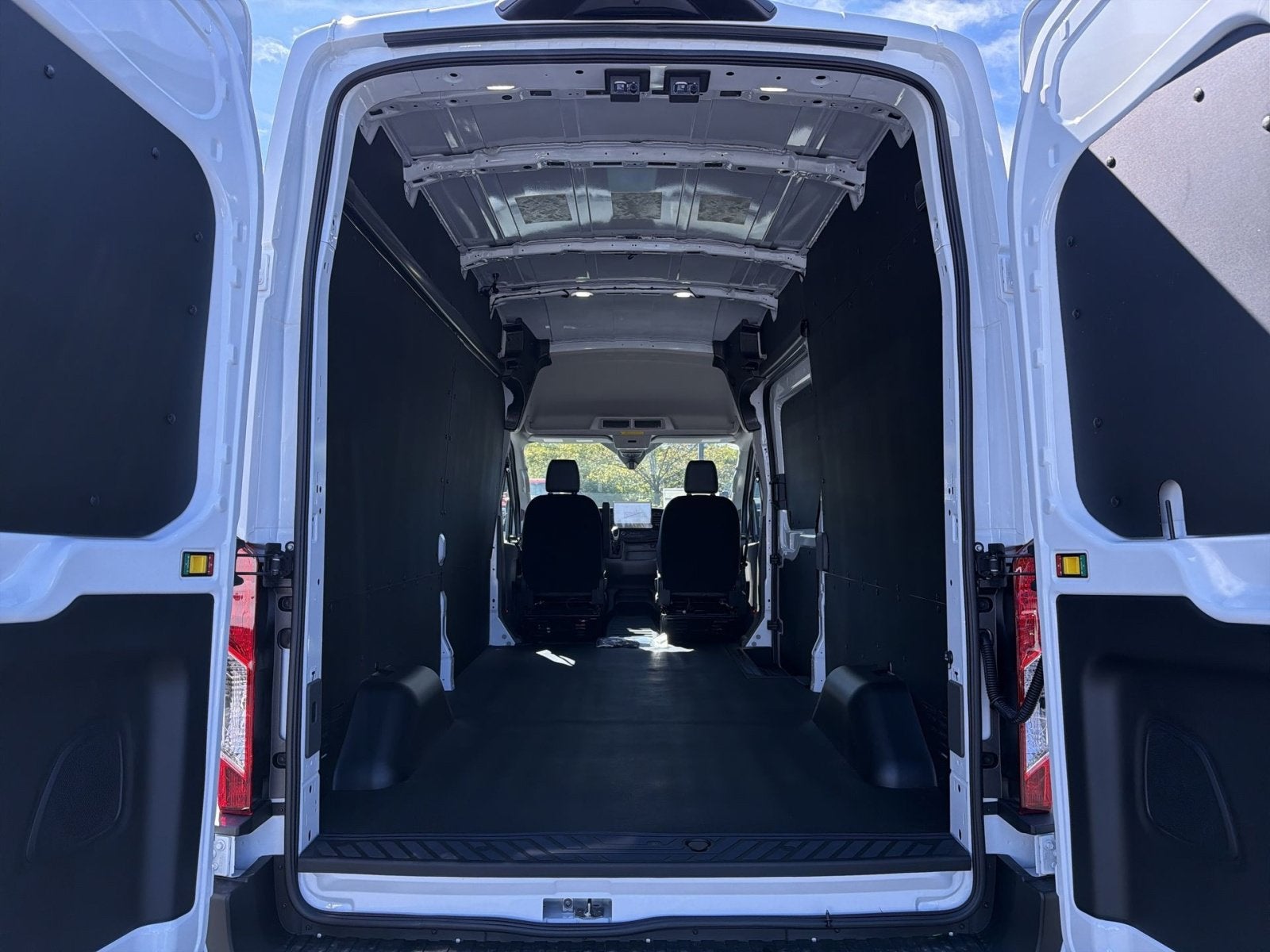 2027 Ford Transit-350 Base