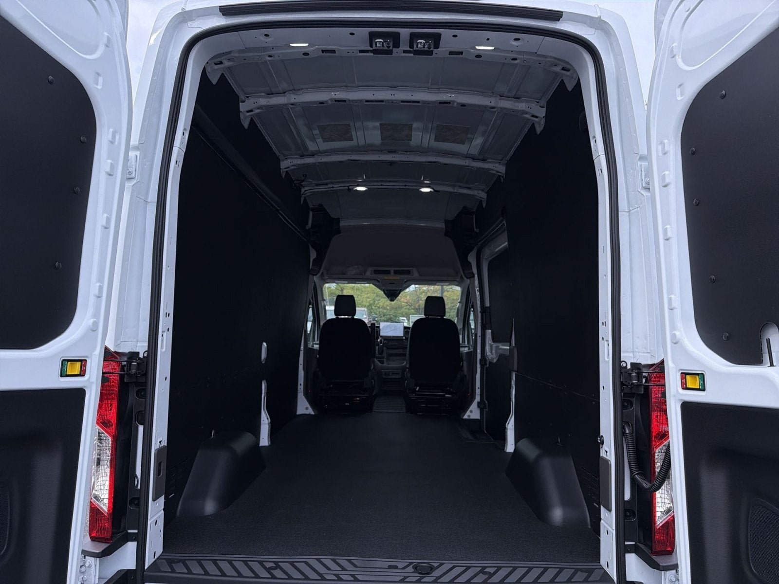 2027 Ford Transit-350 Base