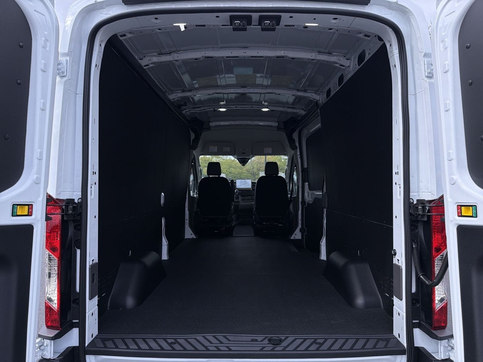 2027 Ford Transit-250 Base