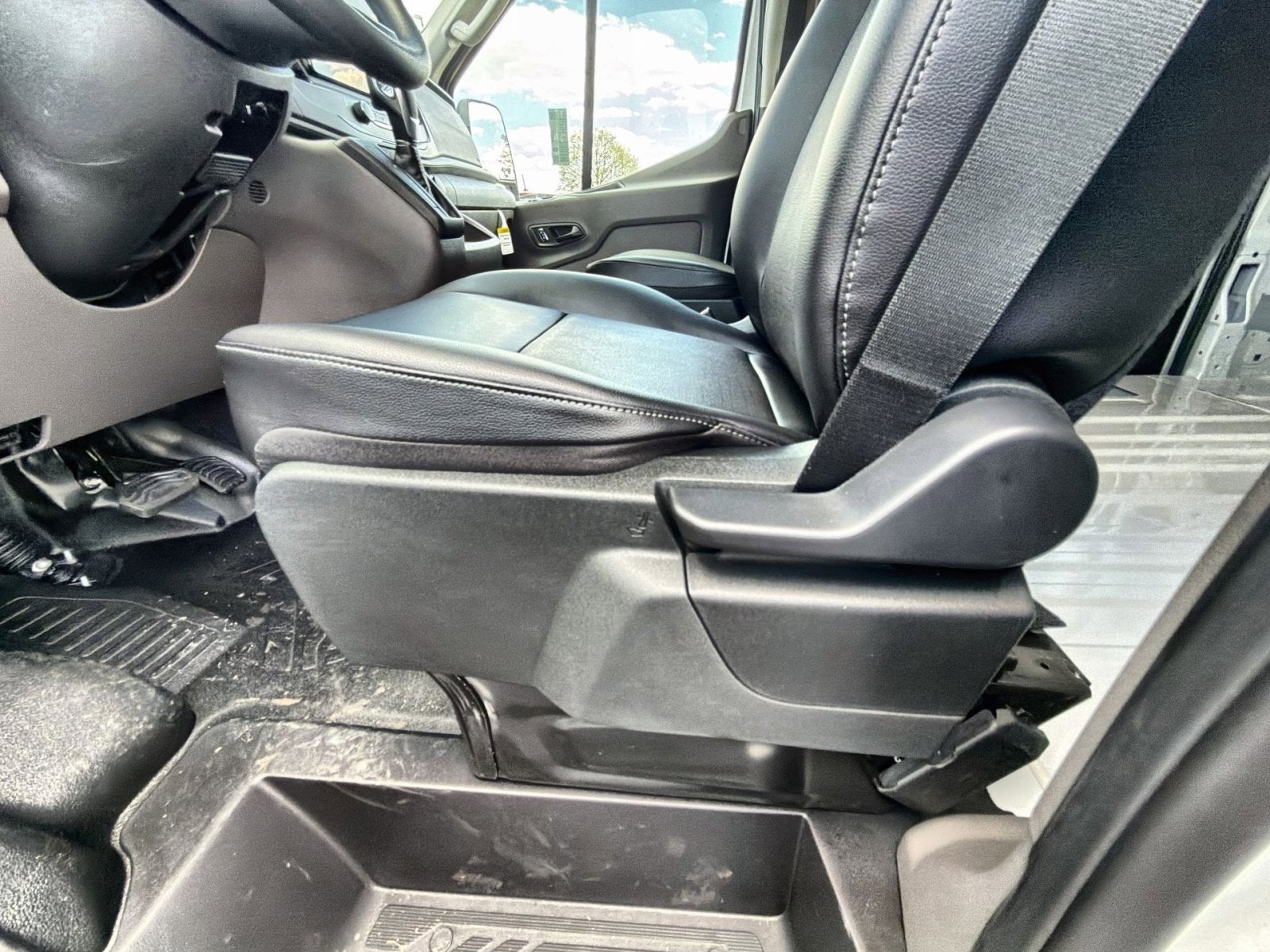 2026 Ford Transit-250 Base