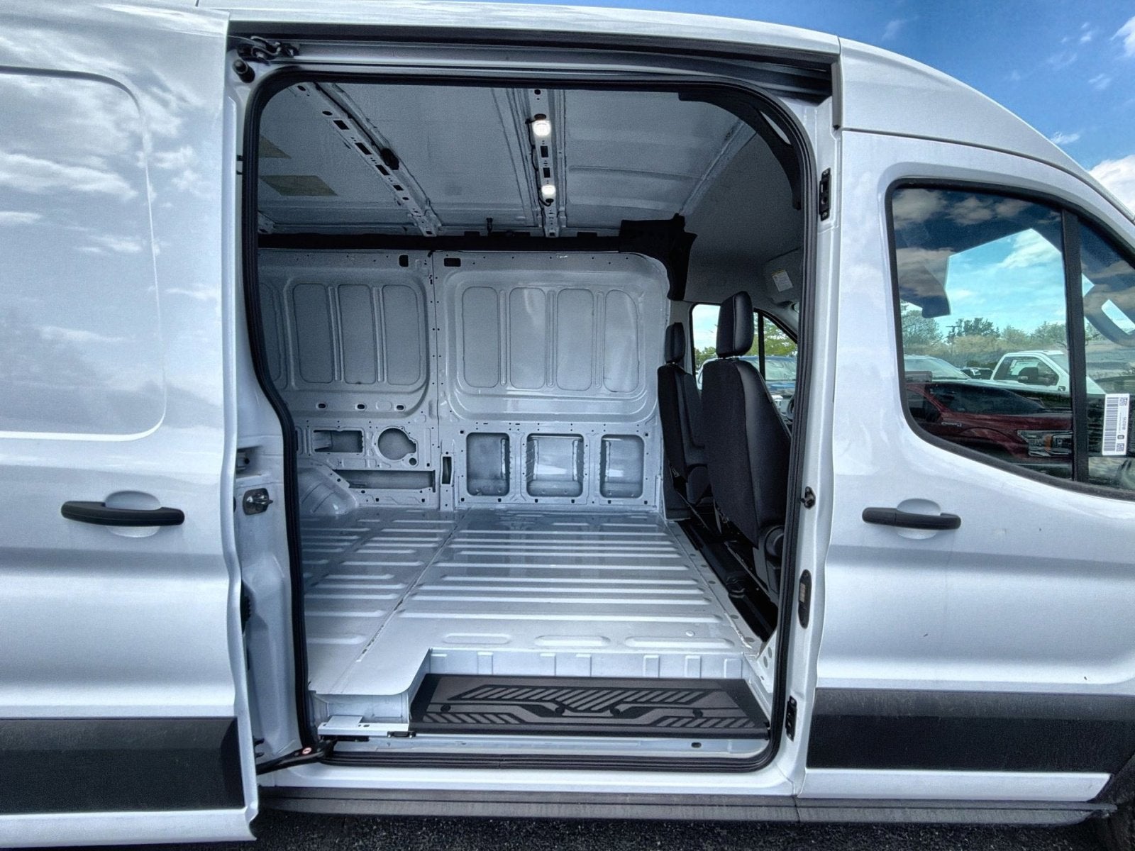 2026 Ford Transit-250 Base