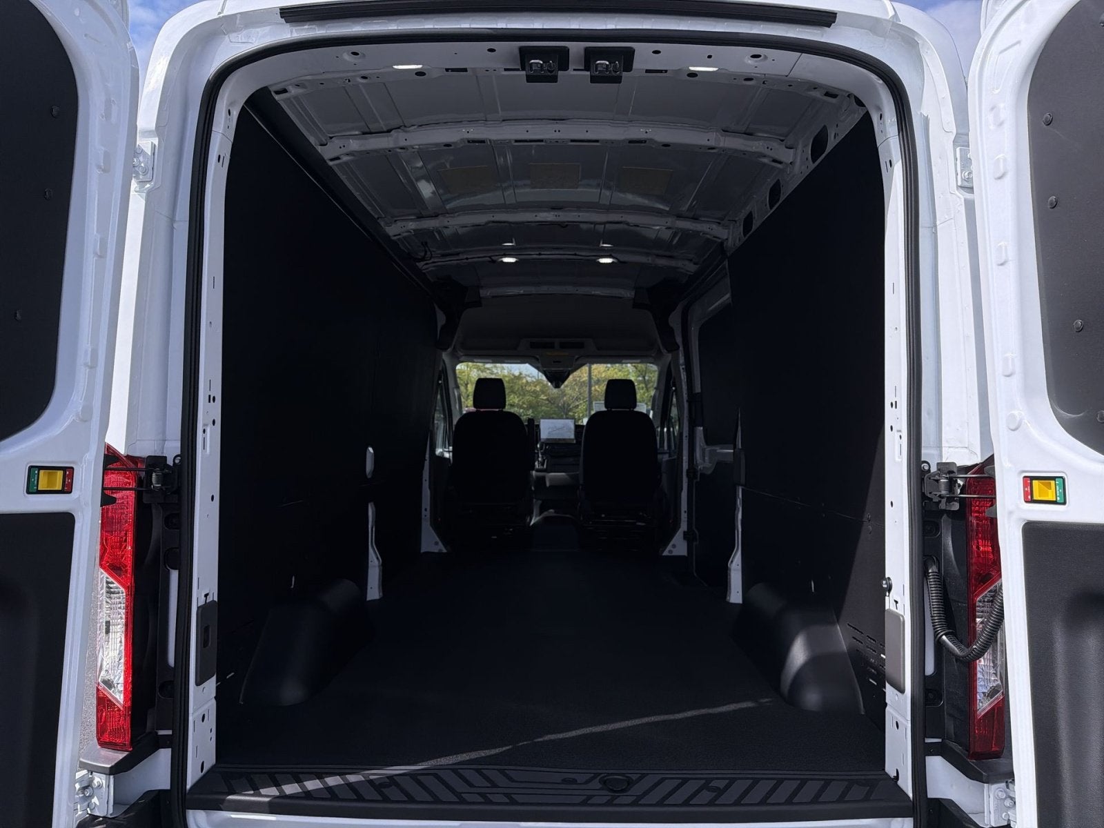 2027 Ford Transit-250 Base
