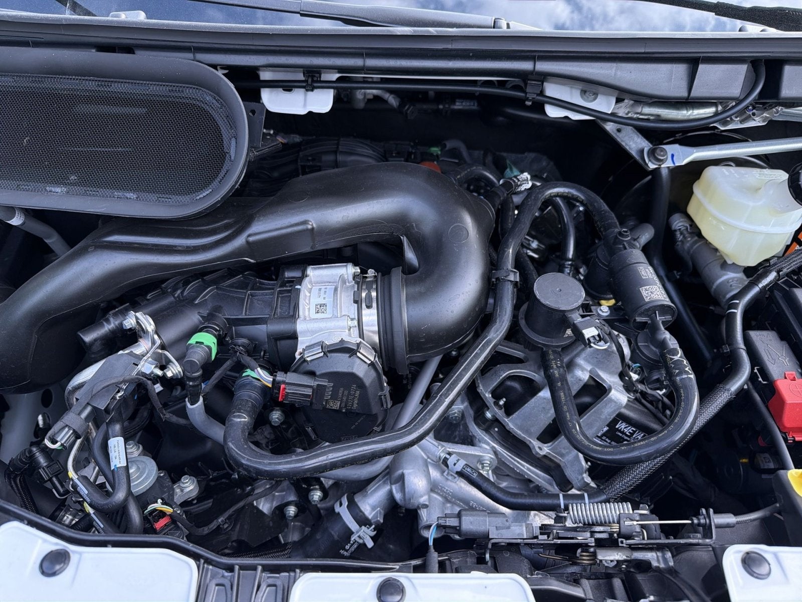 2027 Ford Transit-250 Base