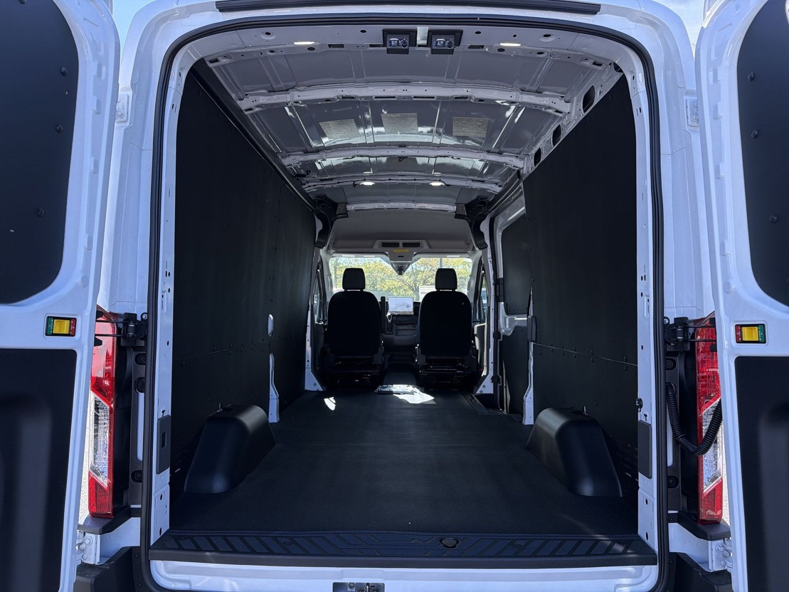 2027 Ford Transit-250 Base