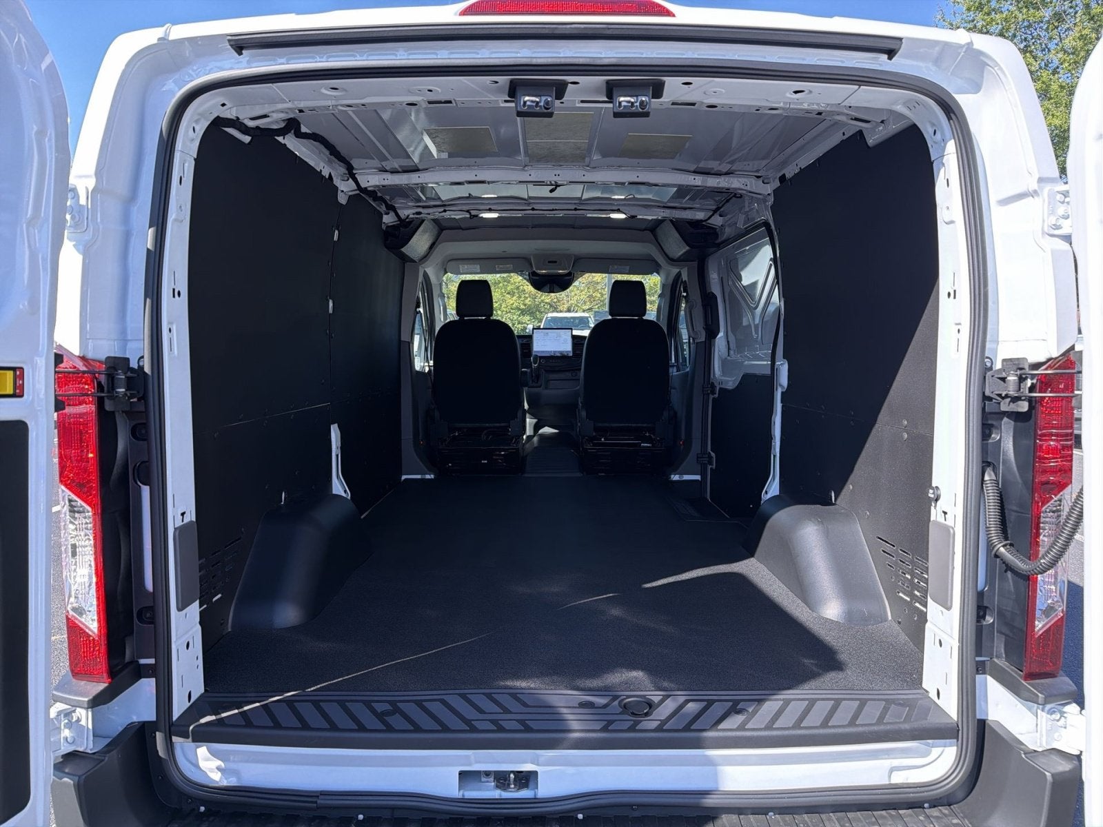 2027 Ford Transit-250 Base
