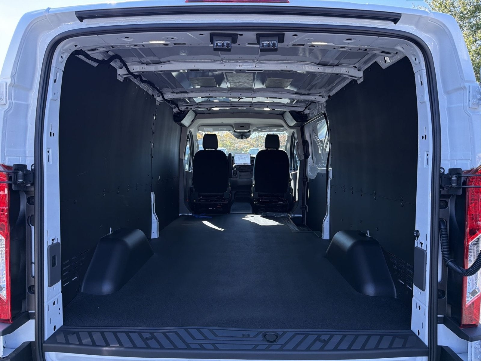 2027 Ford Transit-250 Base