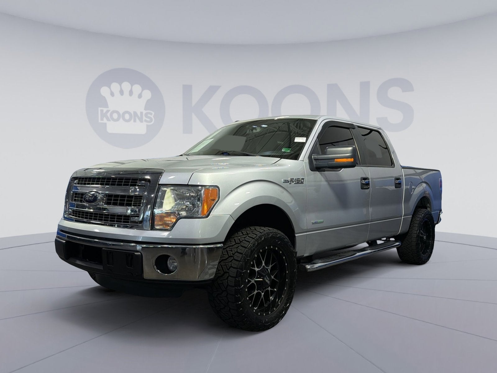 2013 Ford F-150 XLT SuperCrew 145-in's photo