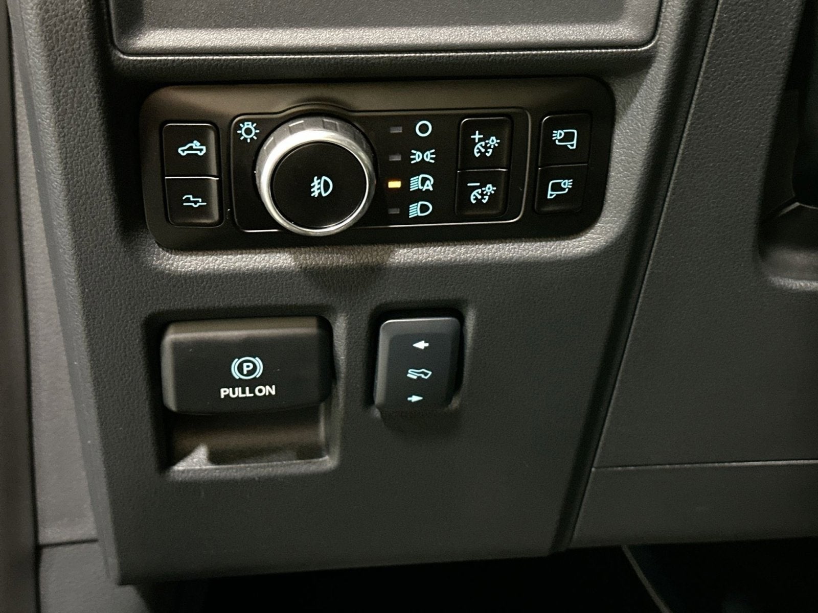 2025 Ford F-150 Raptor R