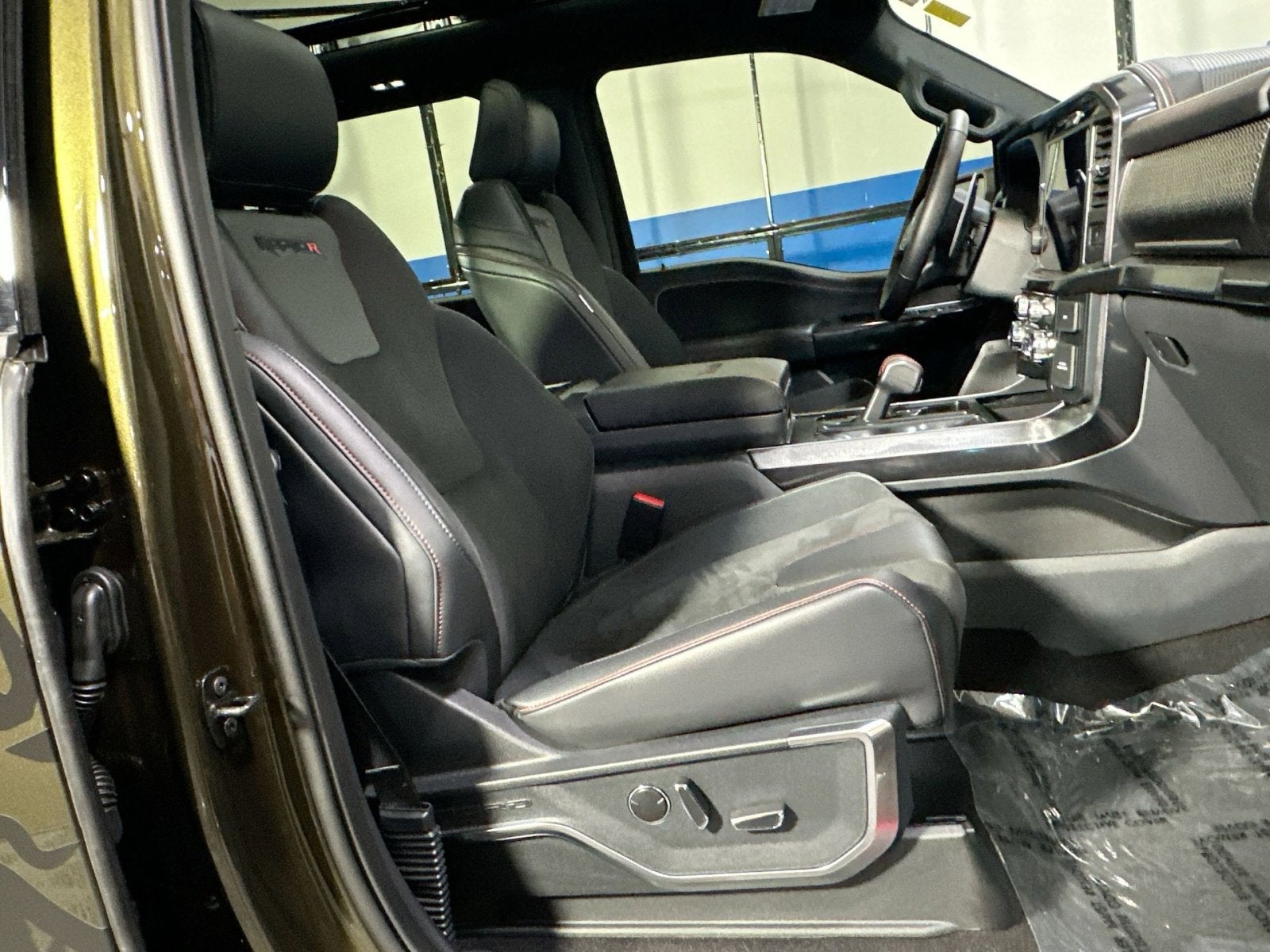 2025 Ford F-150 Raptor R