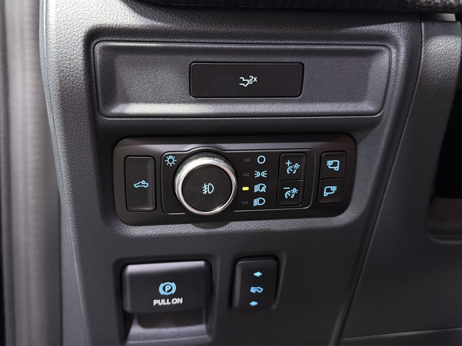 2026 Ford F-150 Black Widow SR 810
