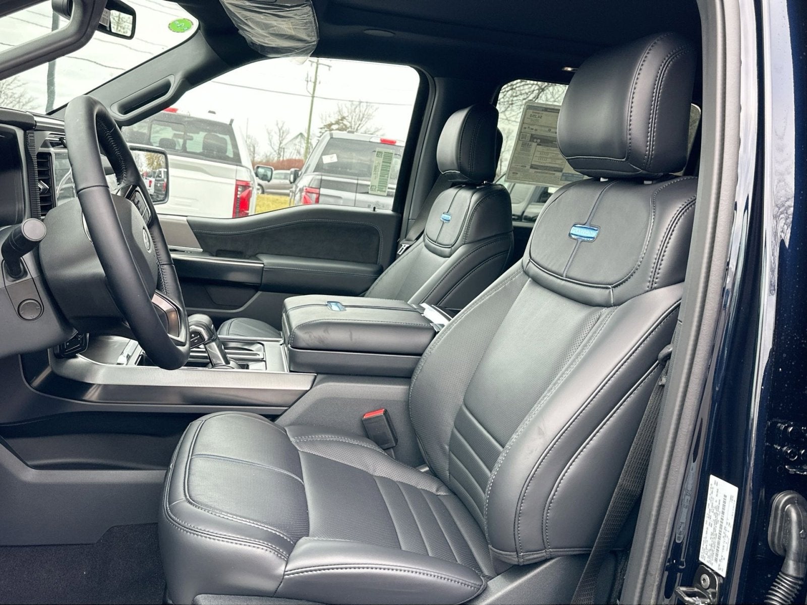 2025 Ford F-150 Platinum