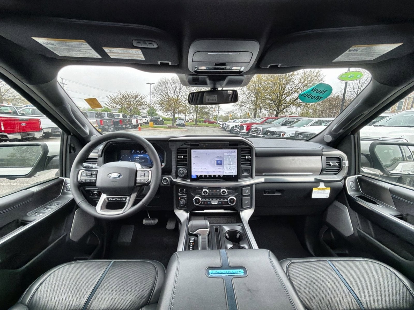 2025 Ford F-150 Platinum