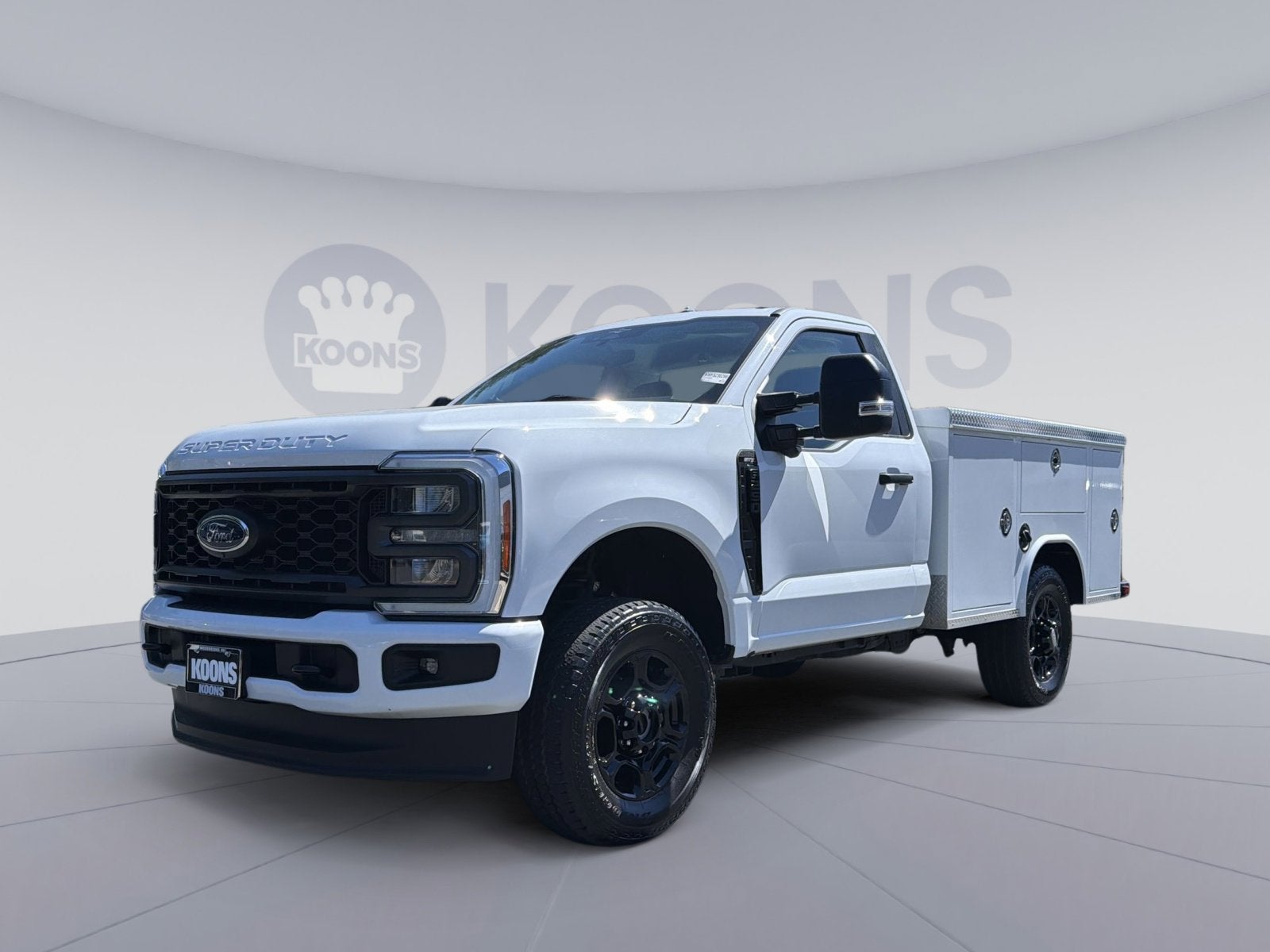 2023 Ford F-250 XL 4x4 Regular Cab 8' Box's photo