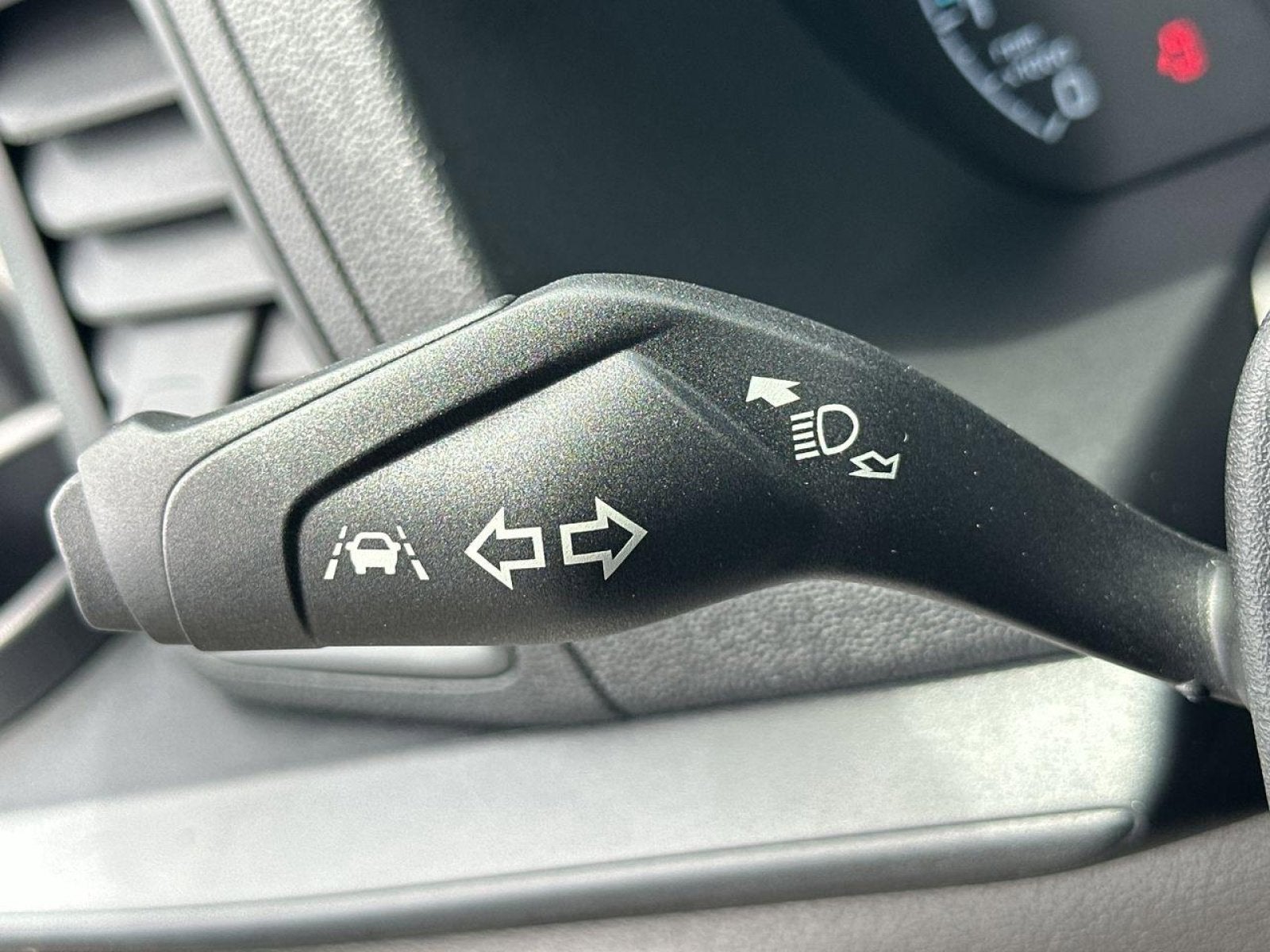 2025 Ford Transit-150 Low Roof