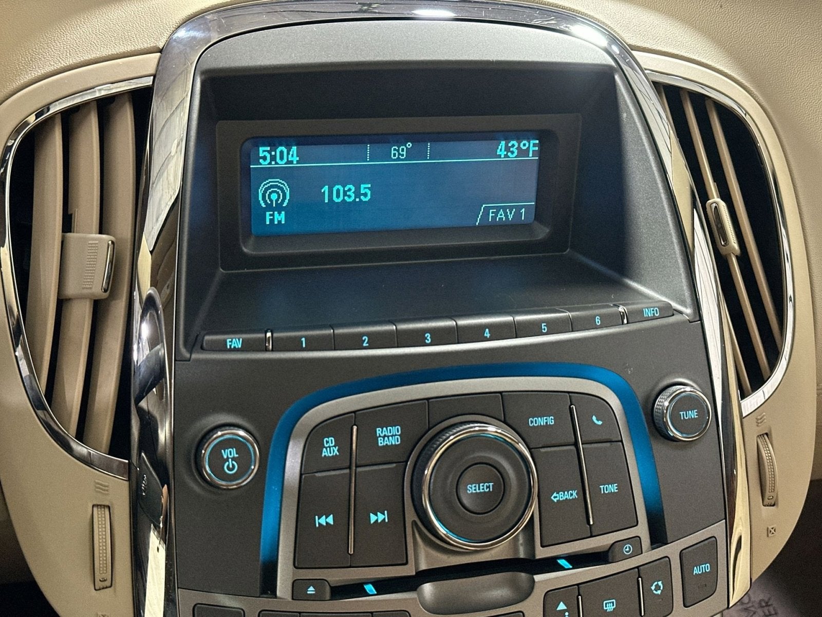 2011 Buick LaCrosse CX