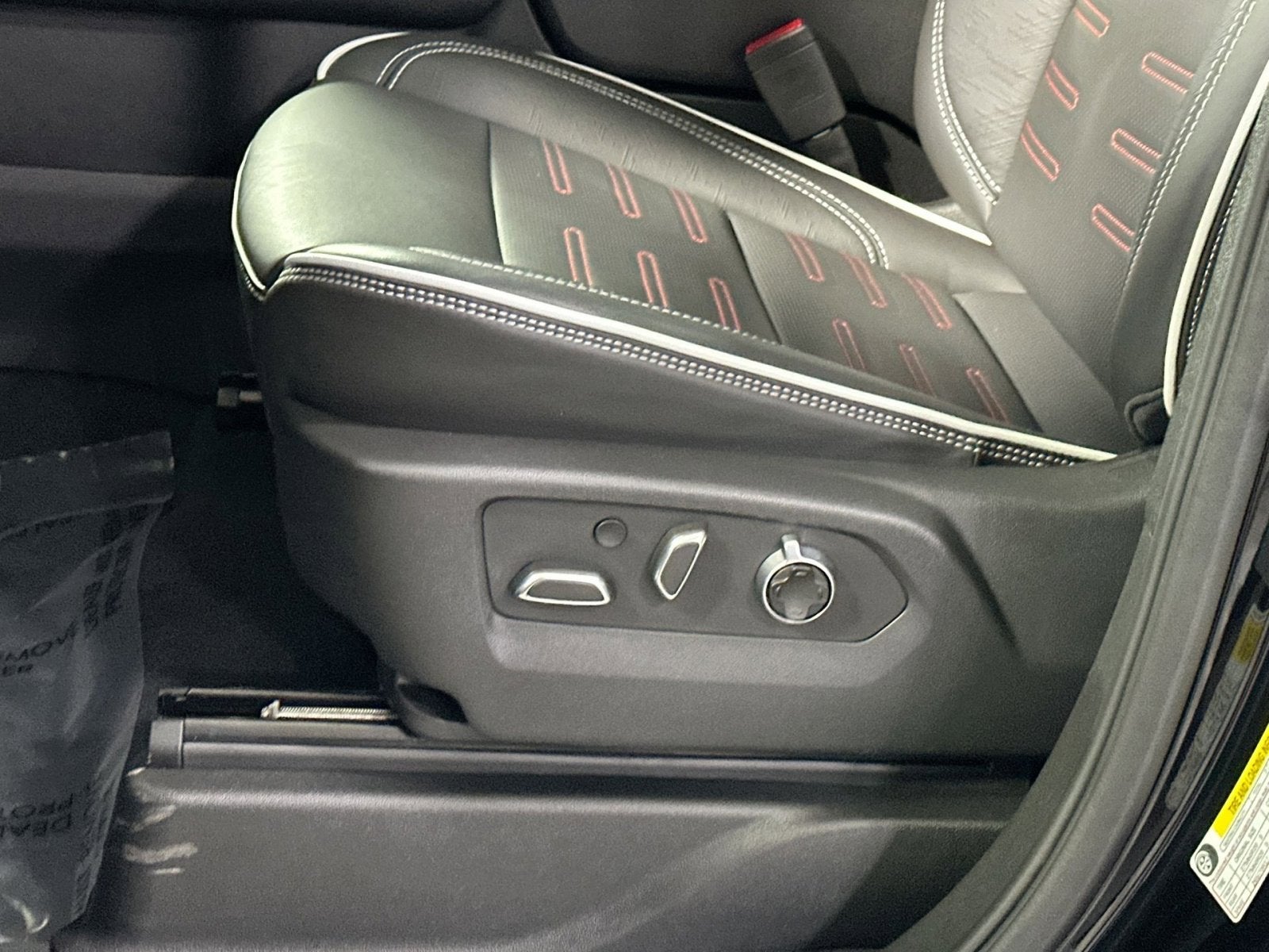 2025 GMC Yukon AT4 Ultimate