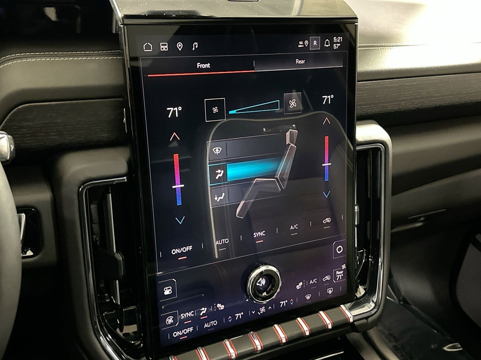 2025 GMC Yukon AT4 Ultimate