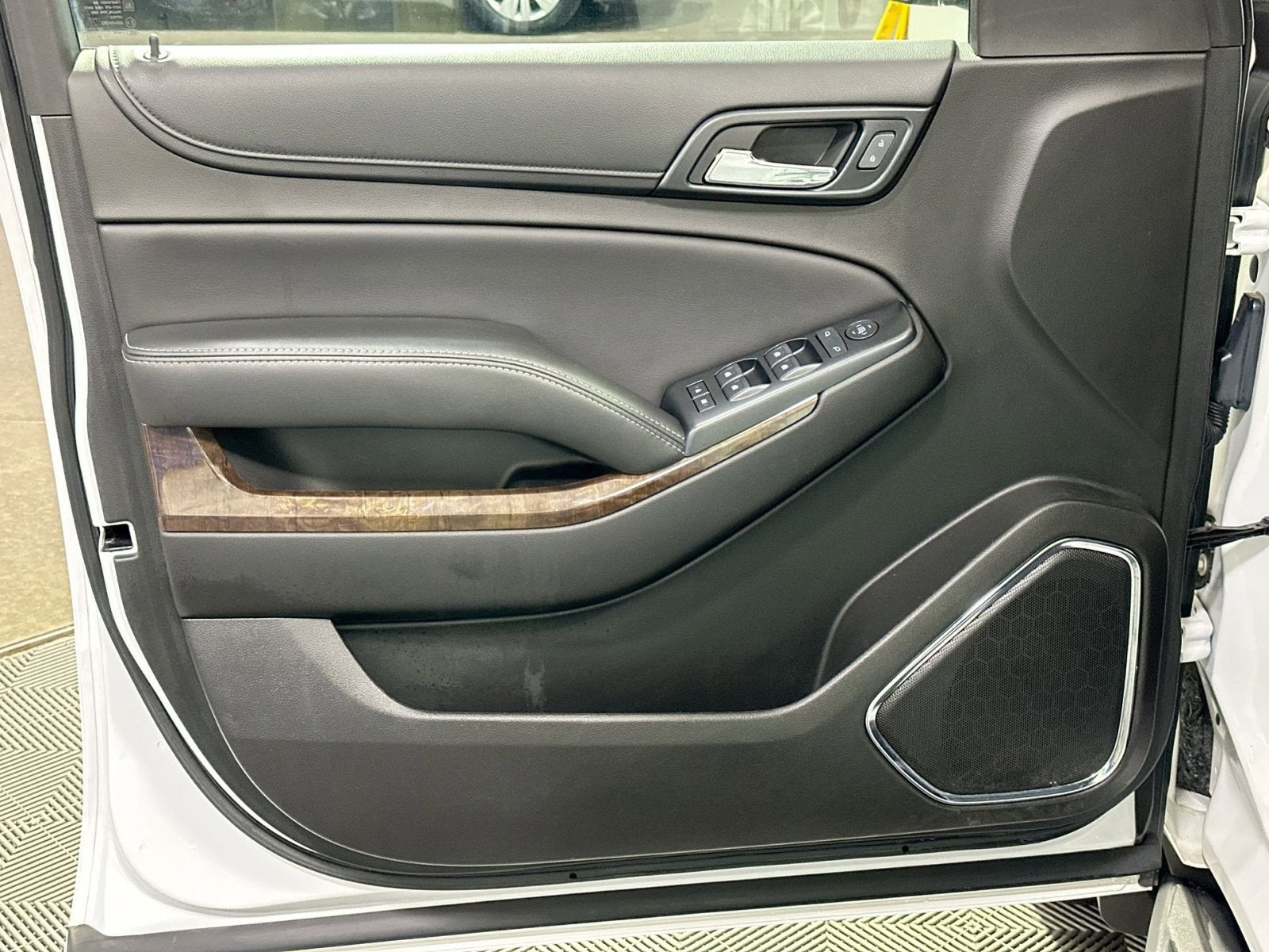 2018 Chevrolet Suburban LS