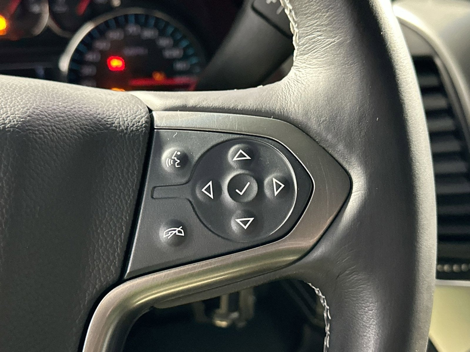 2018 Chevrolet Suburban LS