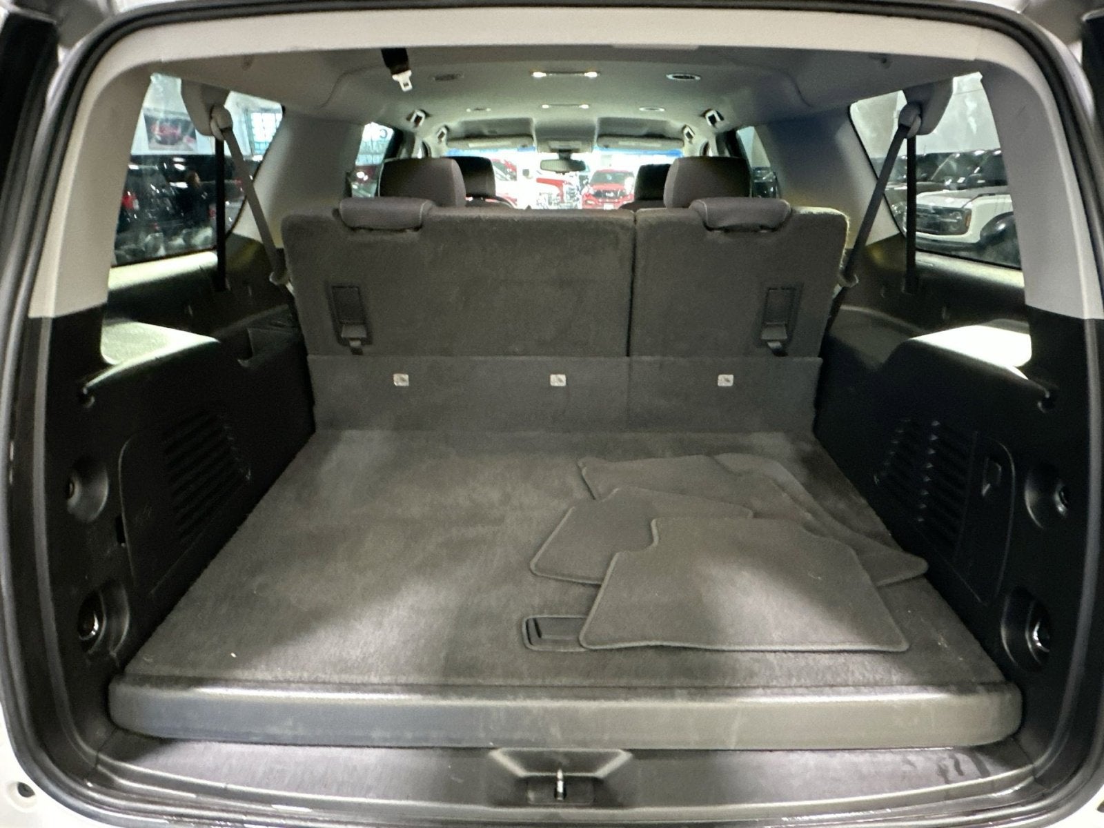 2018 Chevrolet Suburban LS