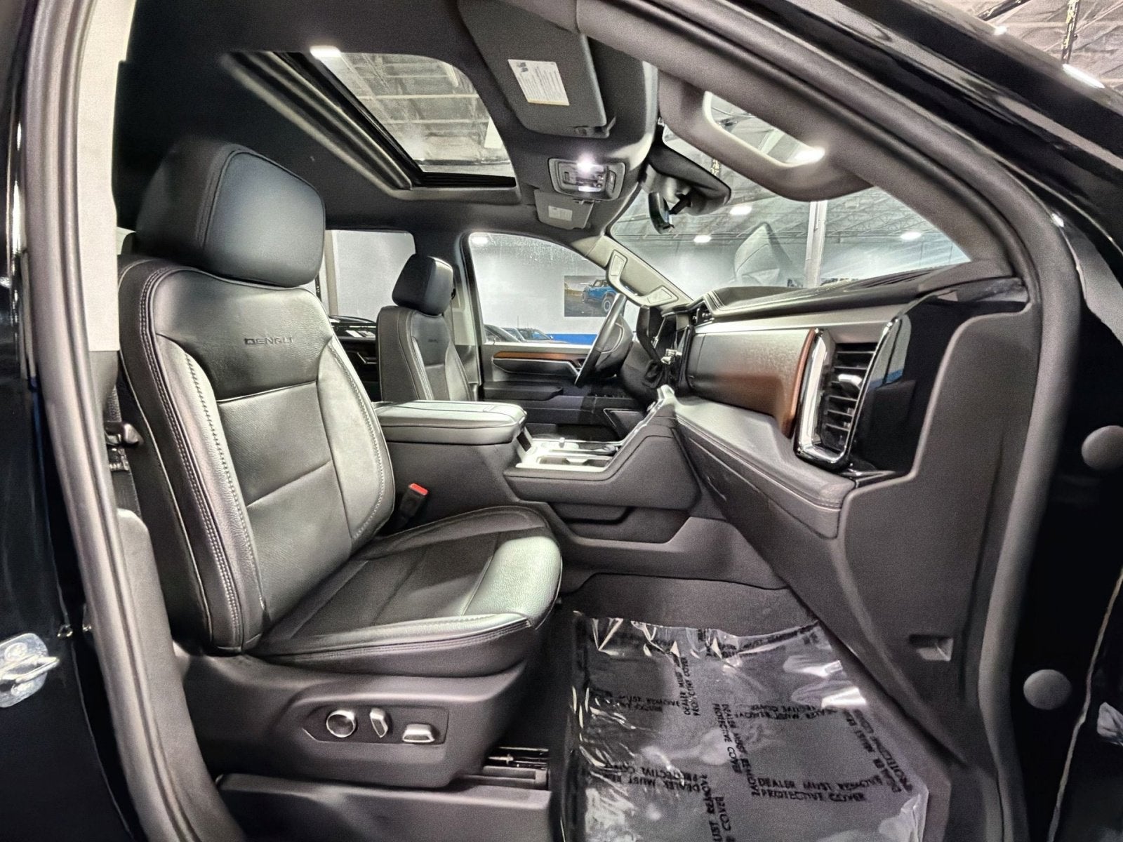 2024 GMC Sierra 2500HD Denali