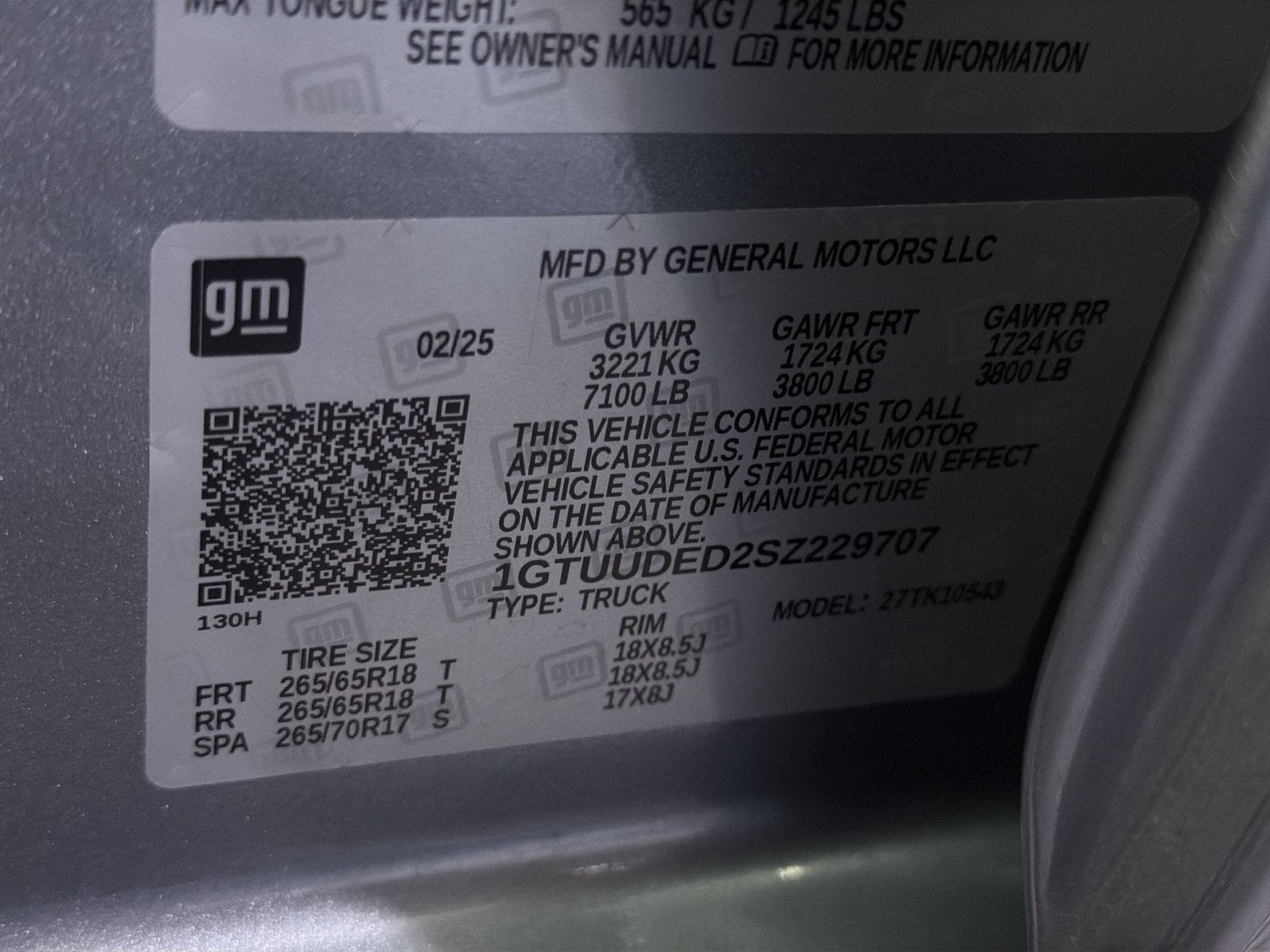 2025 GMC Sierra 1500 SLT