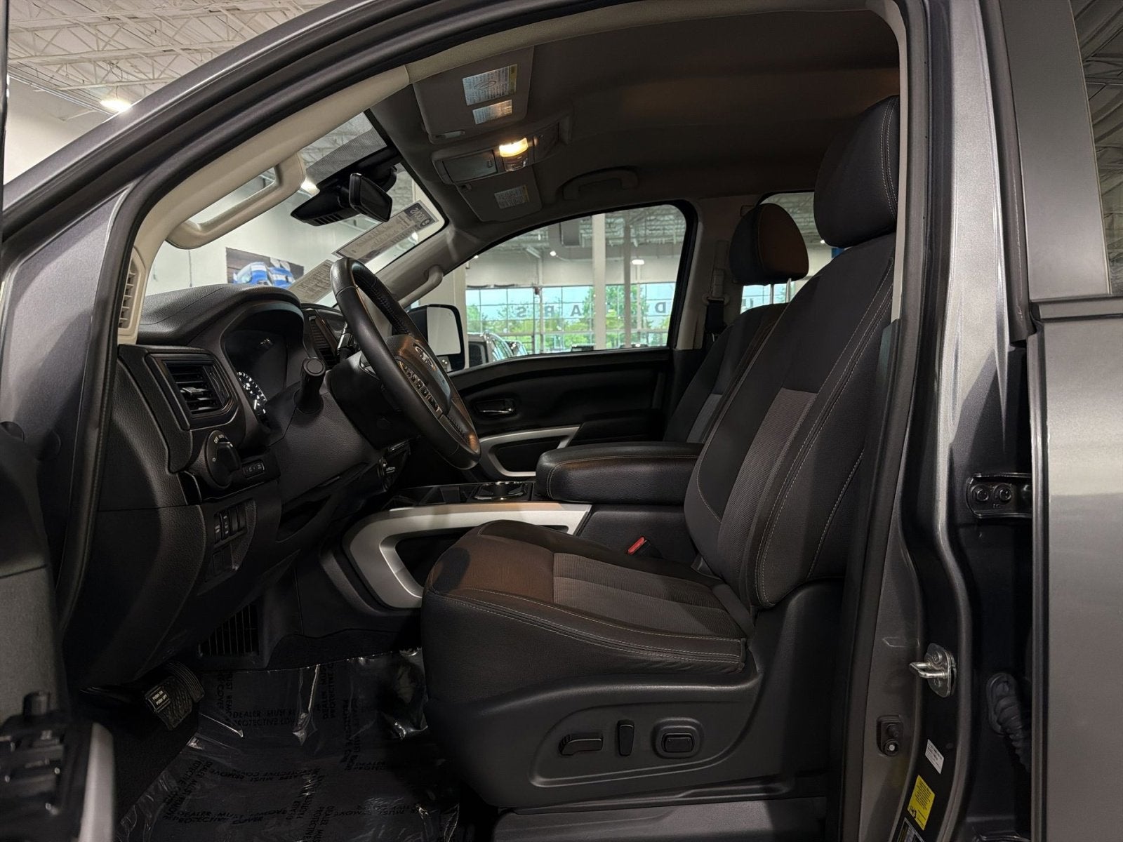 2024 Nissan Titan XD SV