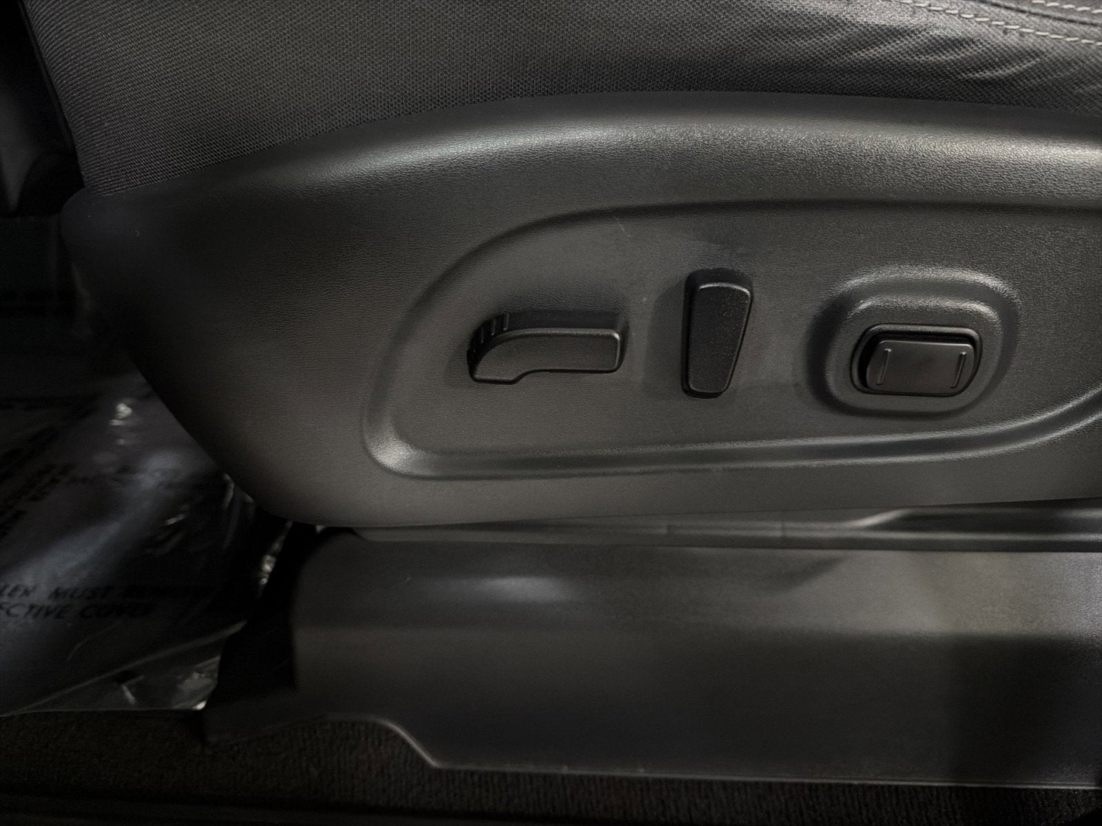2024 Nissan Titan XD SV