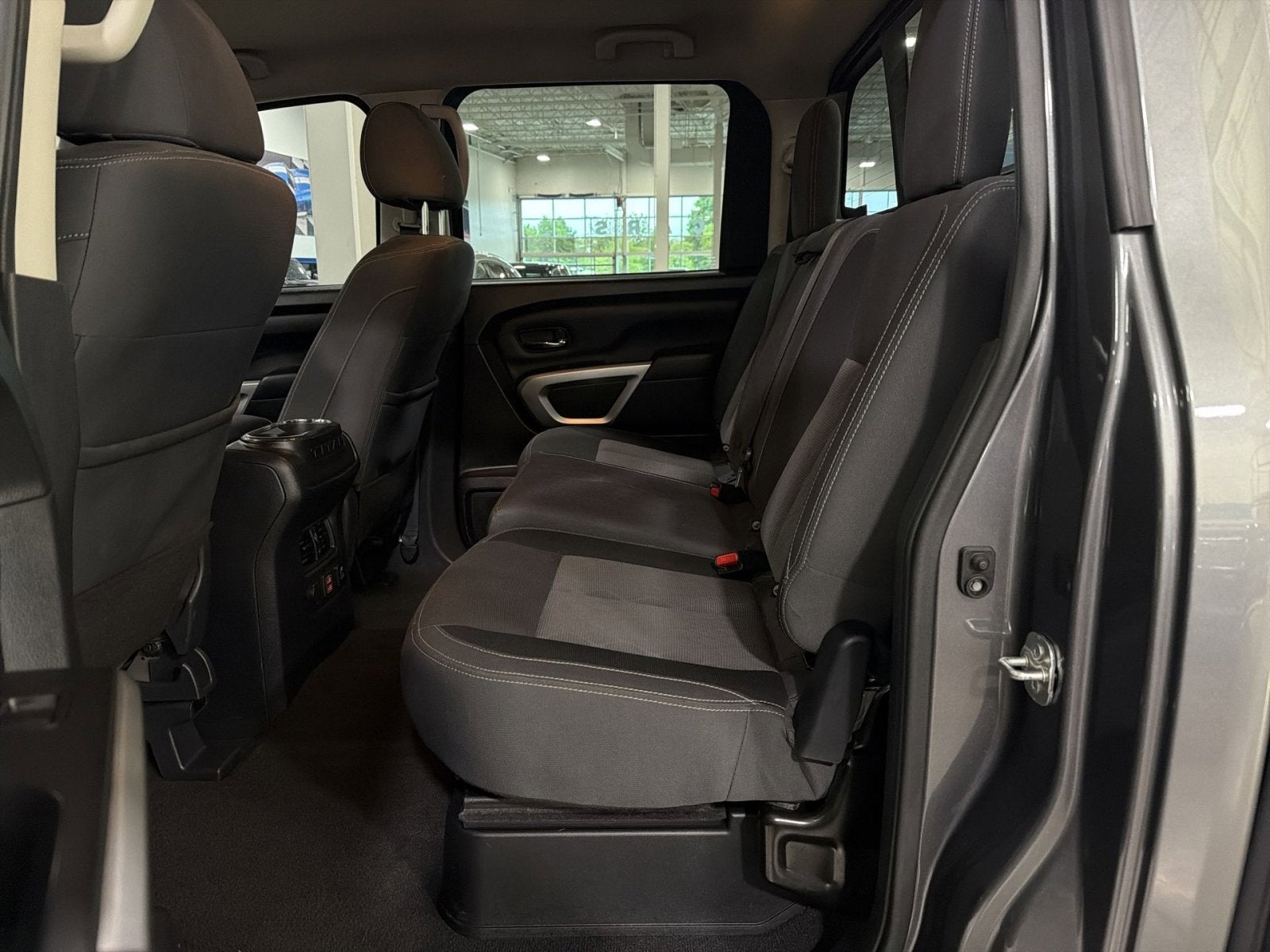 2024 Nissan Titan XD SV