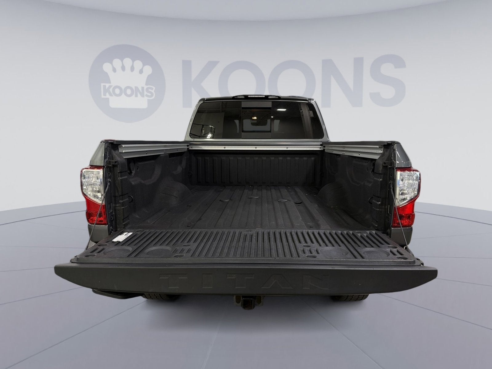 2024 Nissan Titan XD SV