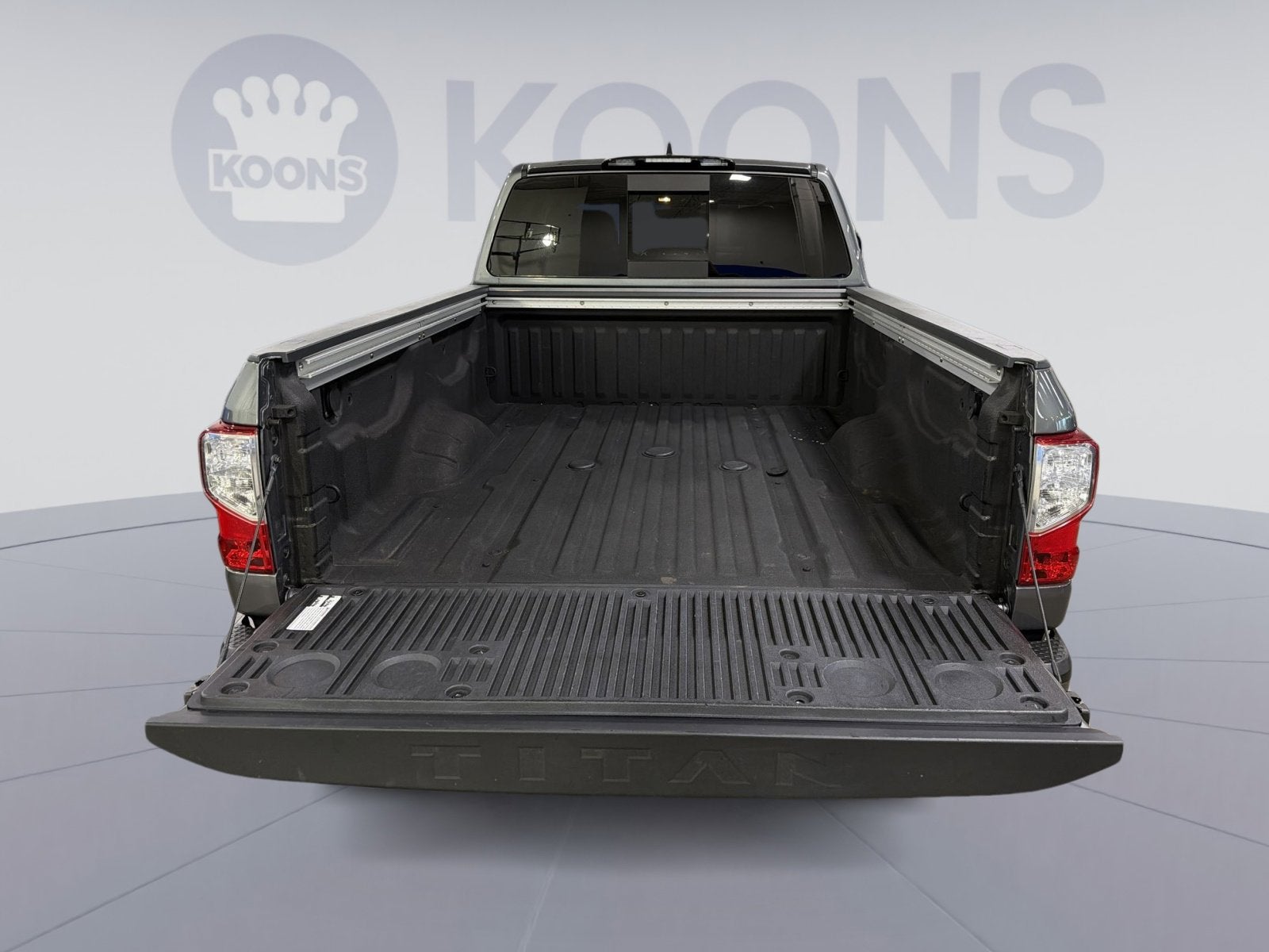 2024 Nissan Titan XD SV