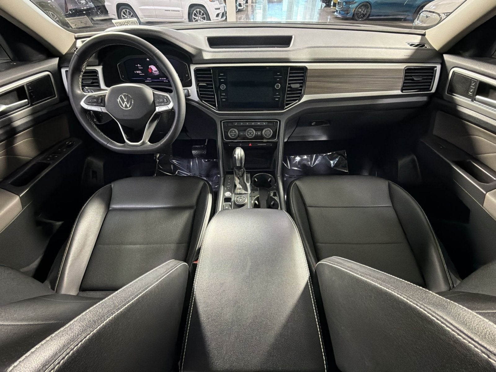 2023 Volkswagen Atlas 2.0T SEL