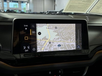 2024 Volkswagen Atlas 2.0T Peak Edition SEL